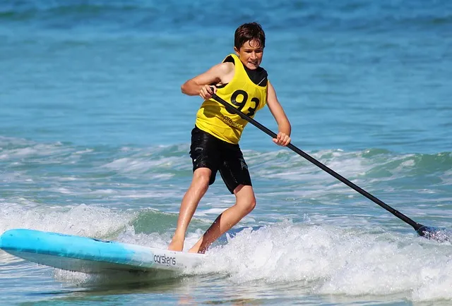 Co to jest stand up paddle i kto może ten rodzaj sportu uprawiać